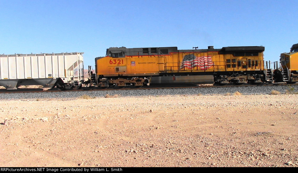 EB Manifest Frt at Erie NV W-MidTrnSlv -5